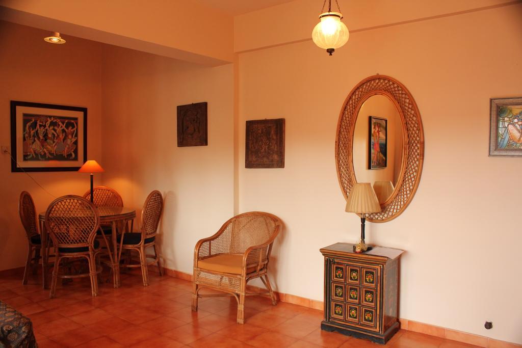 Diana Apartments Candolim Esterno foto