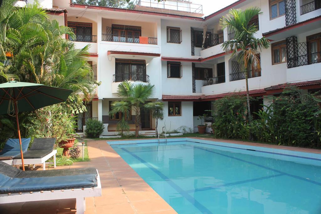 Diana Apartments Candolim Esterno foto