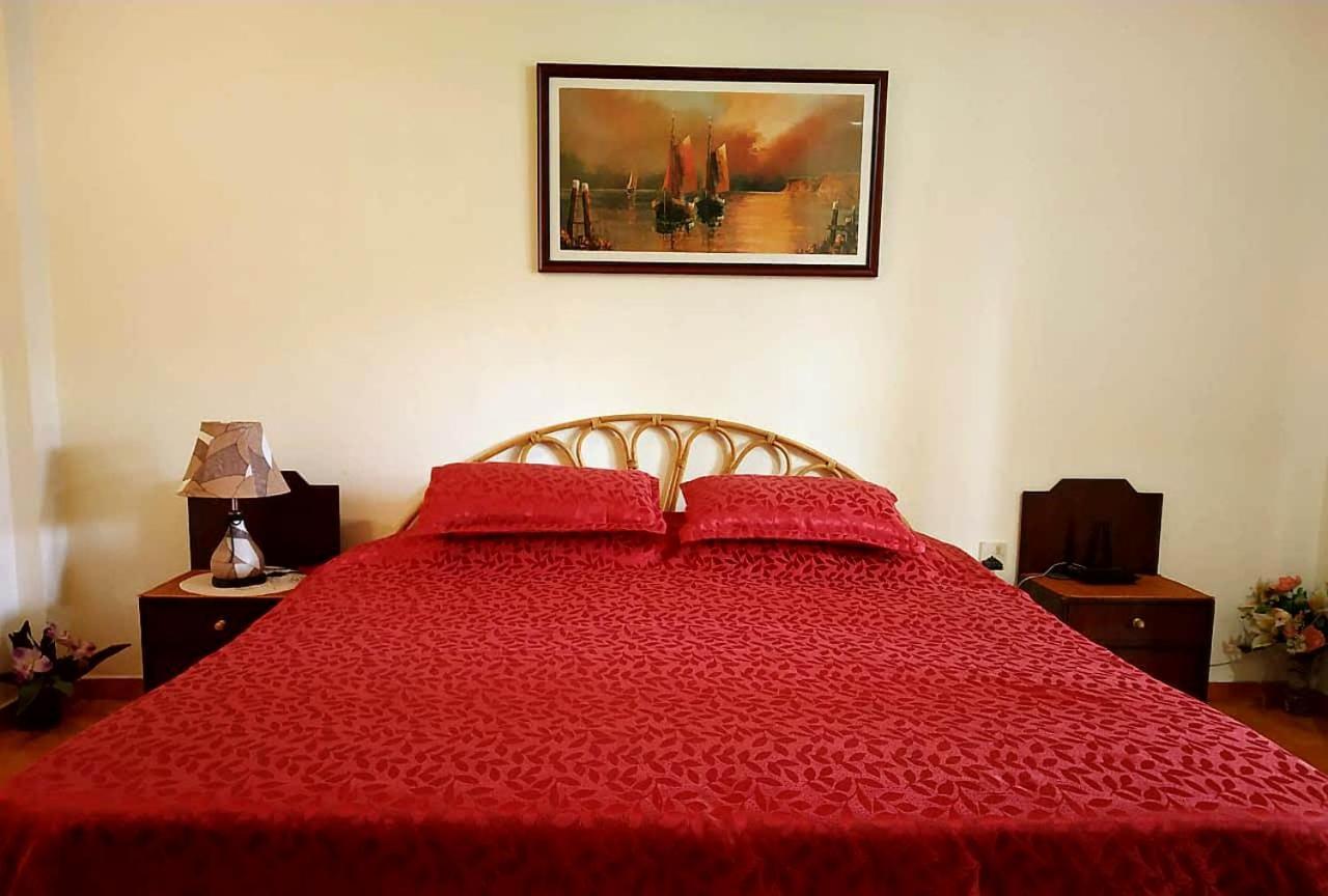 Diana Apartments Candolim Esterno foto