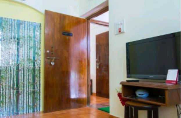 Diana Apartments Candolim Esterno foto