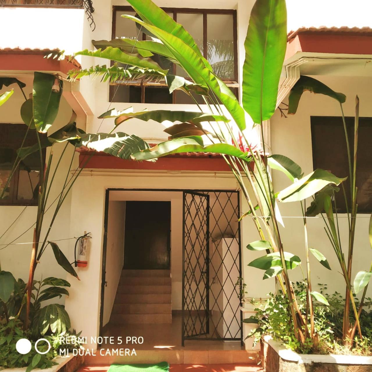 Diana Apartments Candolim Esterno foto