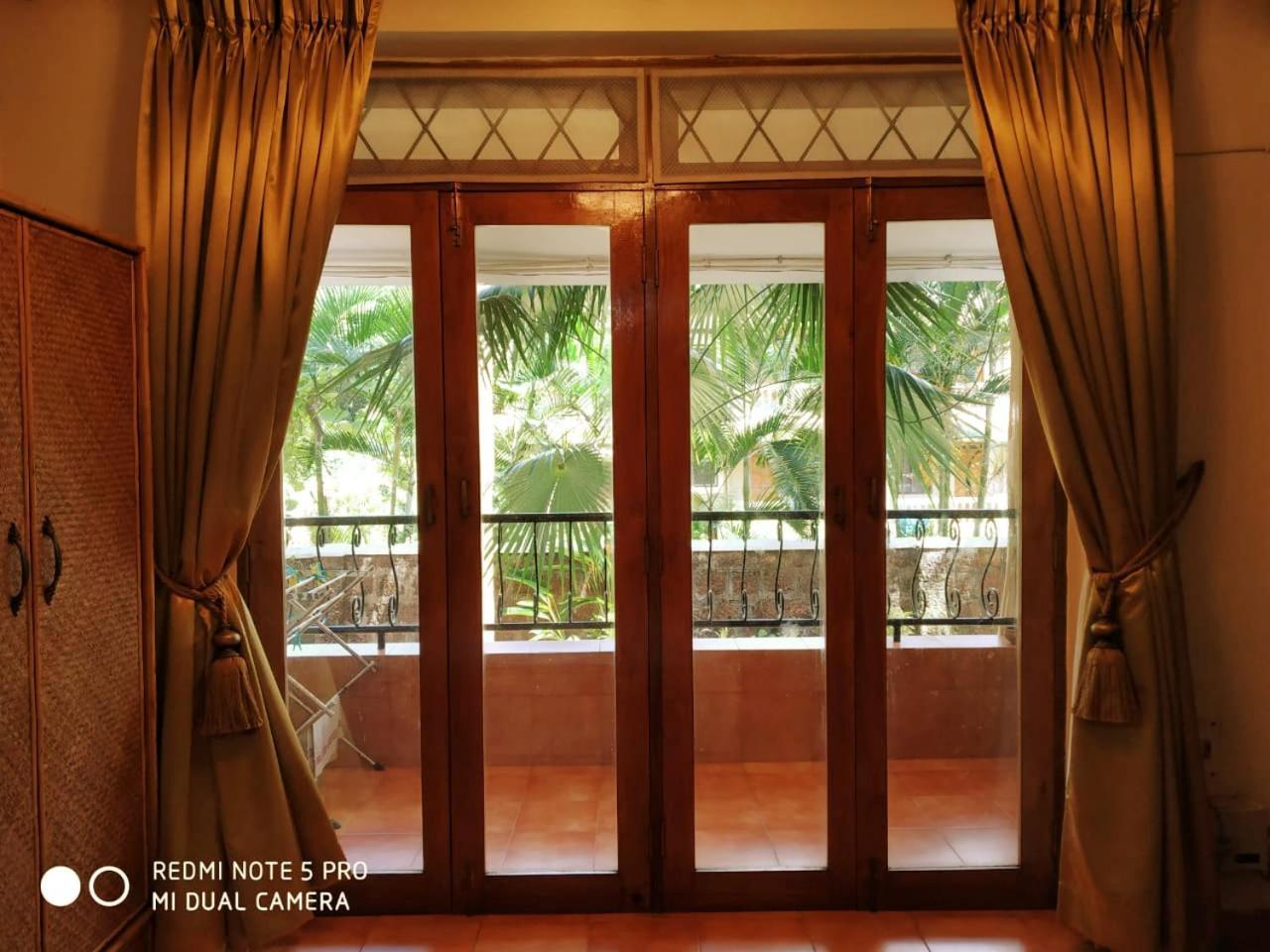 Diana Apartments Candolim Esterno foto
